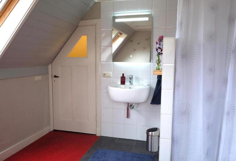 اتاق استاندارد, B&b 4 Akker