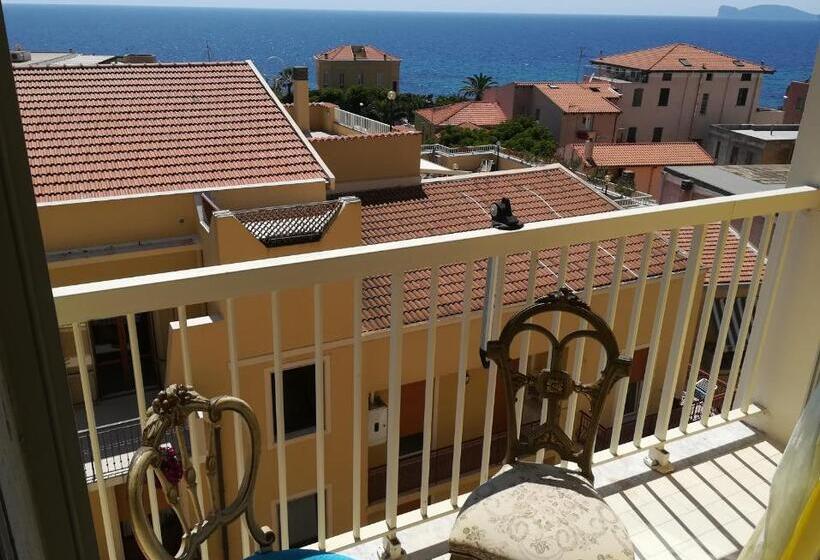 اتاق استاندارد با بالکن و چشم‌انداز دریا, B&b El Sol