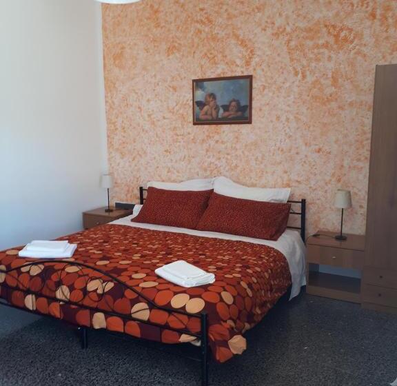اتاق لوکس با بالکن, B&b La Bella Vista
