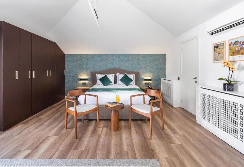 سوییت با چشم‌انداز دریا, Hillora Hotel Buyukada