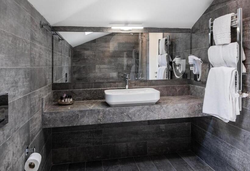 سوئیت با تخت بزرگ, Hillora Hotel Buyukada