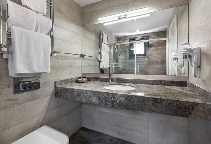 اتاق سوپریور, Hillora Hotel Buyukada