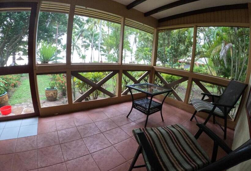 کلبه ییلاقی سوپریور یک خوابه, Papageno Resort & Dive