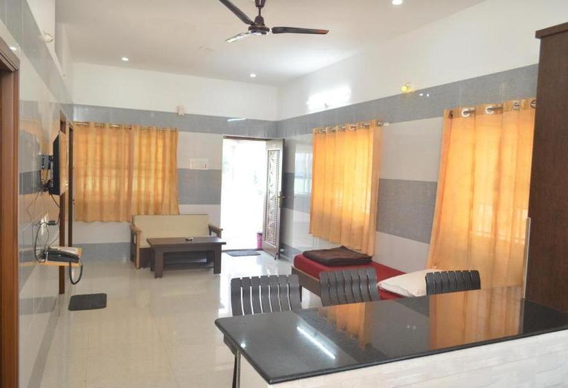 اتاق اکونومی, Jp Homes