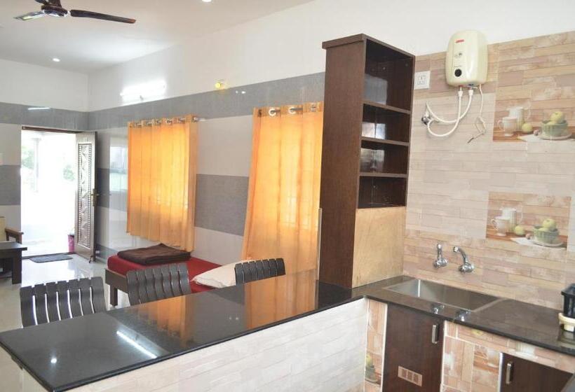 اتاق اکونومی, Jp Homes