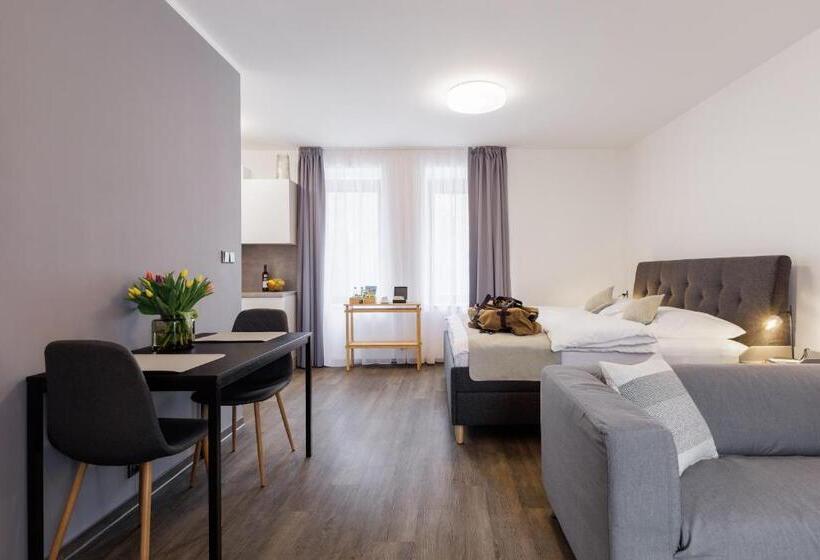 استودیوی لوکس, River Apartments
