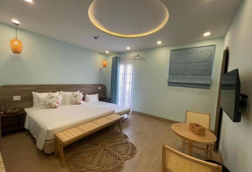 اتاق لوکس با بالکن, Aurora Phu Quoc Hotel & Golf 3d