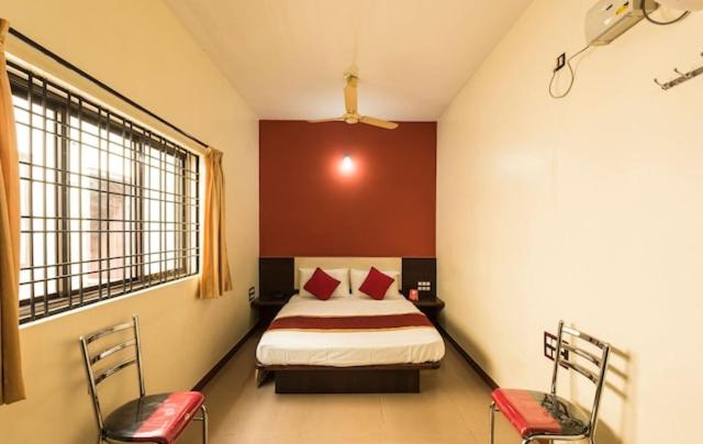 اتاق استاندارد, Venkatesha Homes
