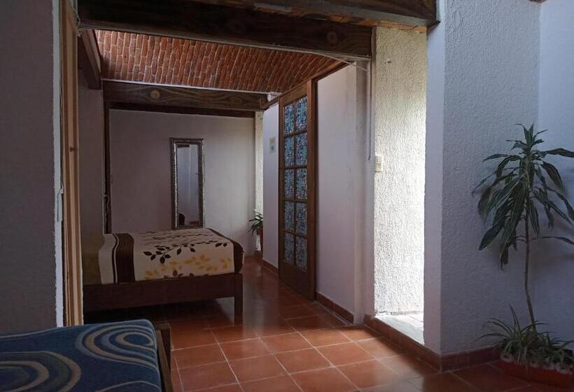 اتاق خانوادگی, Casa Pahpaqui