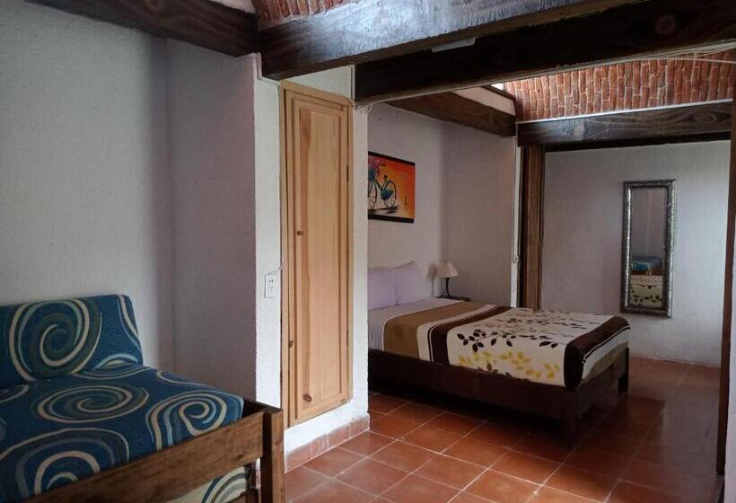 اتاق خانوادگی, Casa Pahpaqui