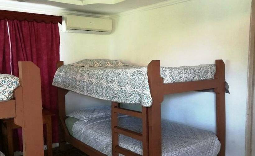 اتاق استاندارد چهار تخته, Contadora
