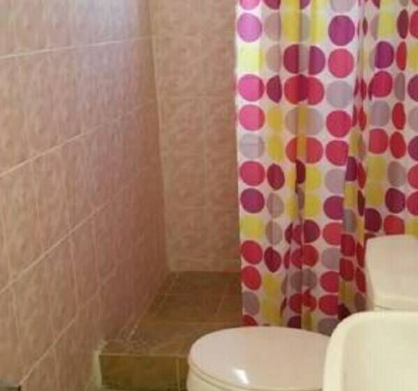 اتاق استاندارد چهار تخته, Contadora