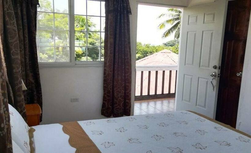 اتاق استاندارد با چشم‌انداز دریا, Contadora