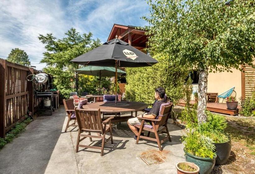 اتاق استاندارد, Kakapo Lodge
