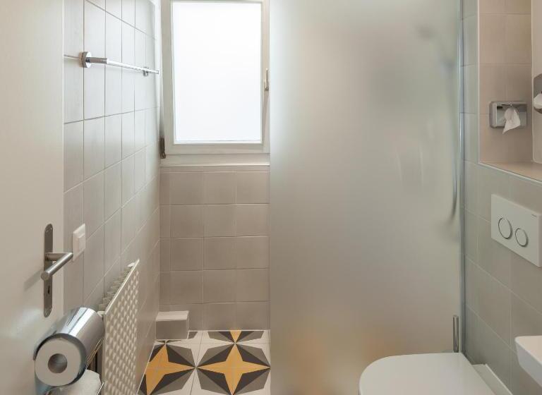 اتاق استاندارد, B&b Louis Favre 21