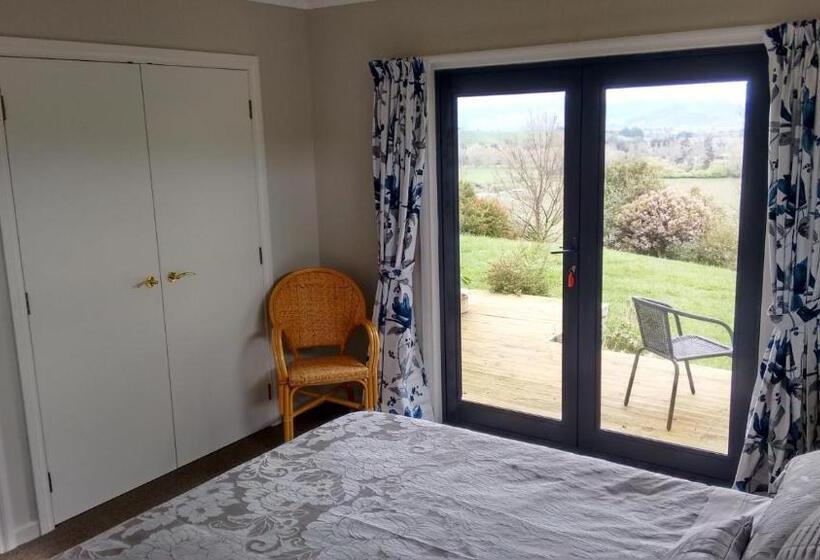 اتاق استاندارد با چشم‌انداز باغ, Omaka Heights Countrystay