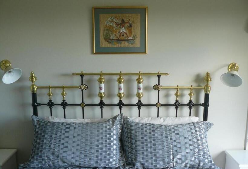 اتاق استاندارد با چشم‌انداز باغ, Omaka Heights Countrystay