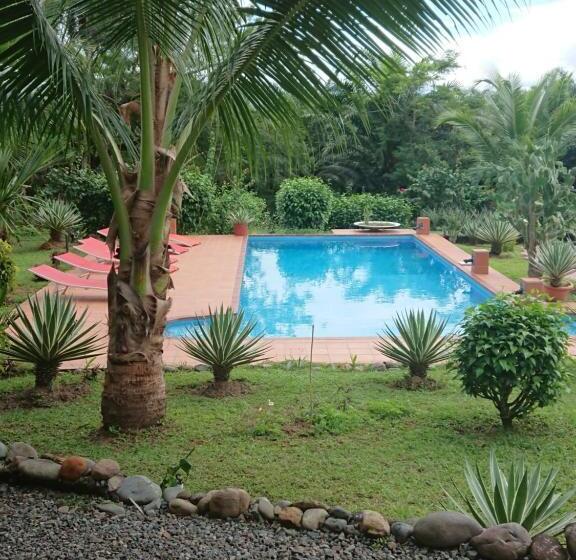 اتاق استاندارد سه نفره, Residence Las Lajas