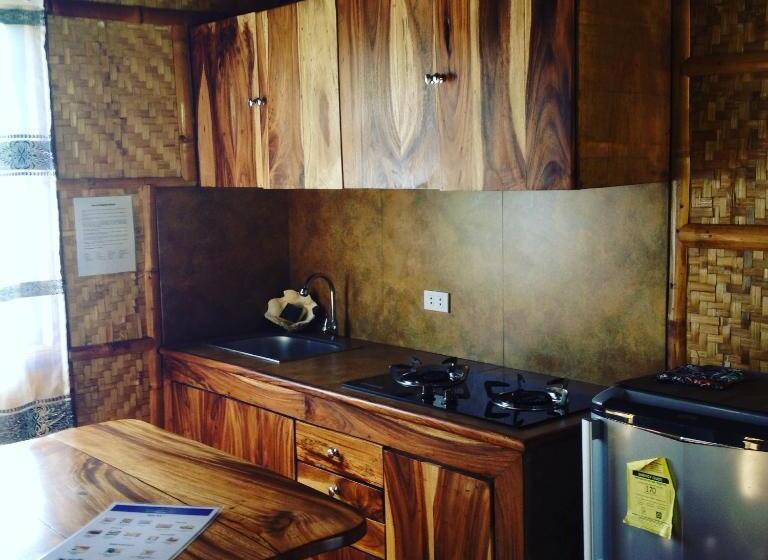 خانه 1 خوابه, Calayo Beach Resort