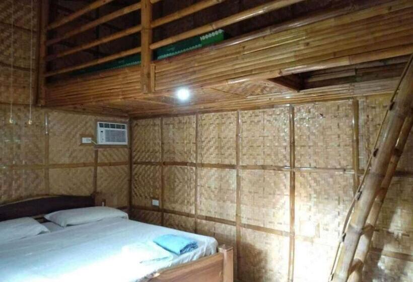 اتاق لوکس خانوادگی, Calayo Beach Resort