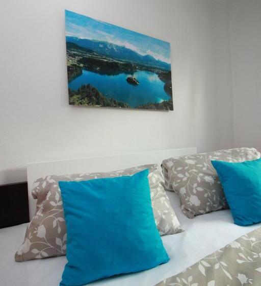 اتاق استاندارد چهار تخته, Guesthouse Veles