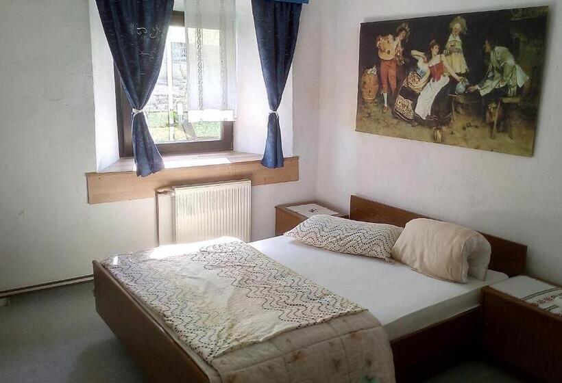 اتاق کلاسیک چهارنفره, Guesthouse Veles