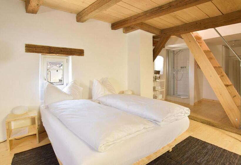 Standard Triple Room with Terrace, Auberge Du Mouton