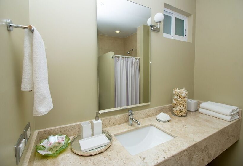 سوییت جونیور, Huatulco Máxico