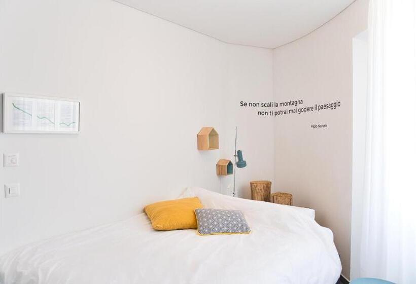 バスルーム共有のシングルスタンダード, Salotto Brè   Bed & Breakfast Charming Rooms