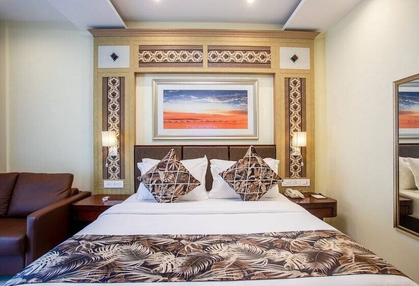 اتاق لوکس, The Avenue Grand