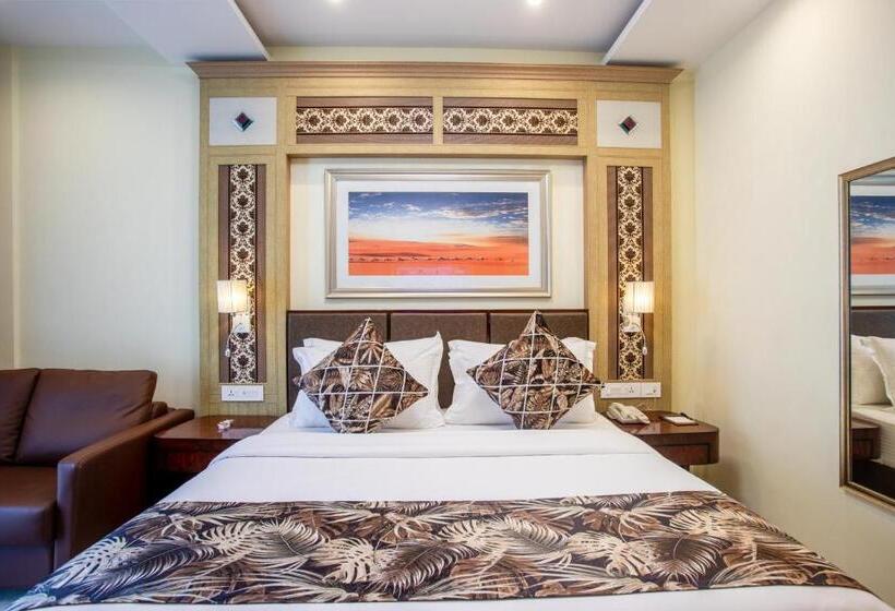 اتاق لوکس, The Avenue Grand