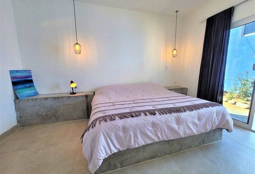 اتاق لوکس, La Ventana Hostel
