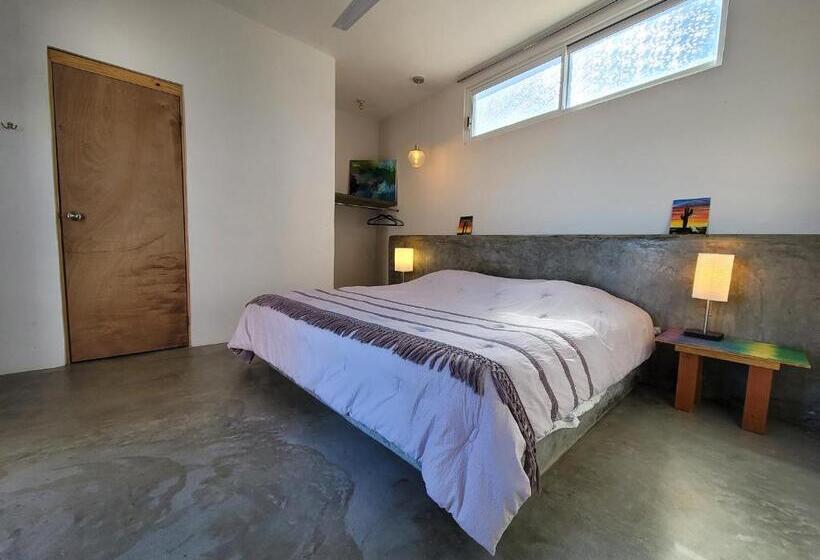 اتاق استاندارد با تخت بزرگ, La Ventana Hostel