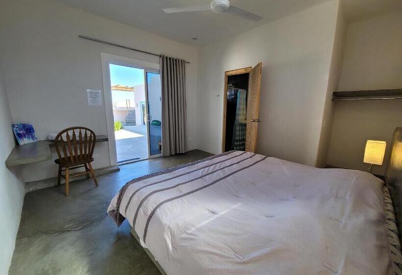 اتاق استاندارد با تخت بزرگ, La Ventana Hostel