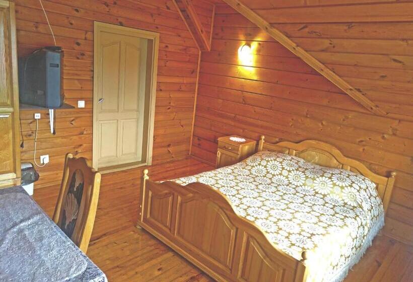 اتاق استاندارد, Pas Medžiotoją Motelis