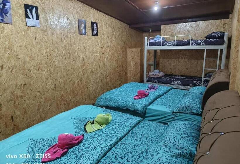 اتاق خانوادگی, Bee Chalet Perhentian Island