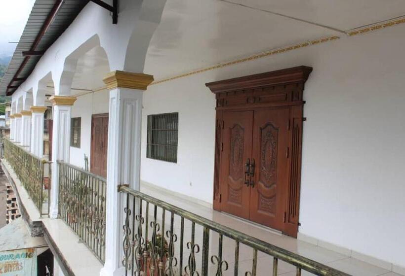 اتاق لوکس, Hôtel Des îles