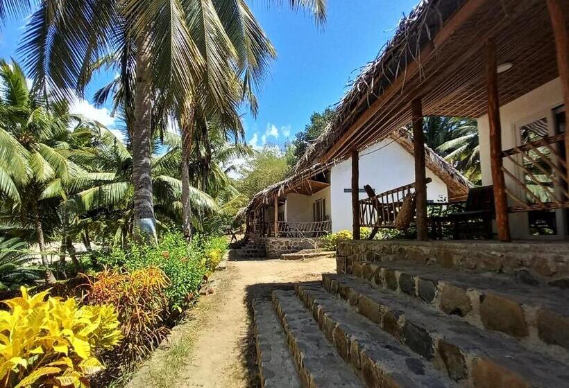 اتاق استاندارد, Moheli Laka Lodge
