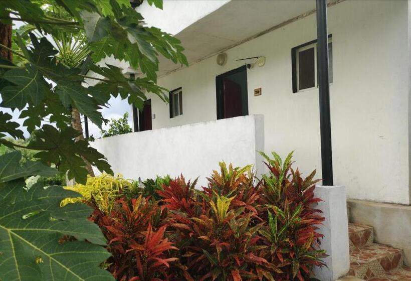 اتاق استاندارد با چشم‌انداز دریا, Mohéli Vanilla Lodge