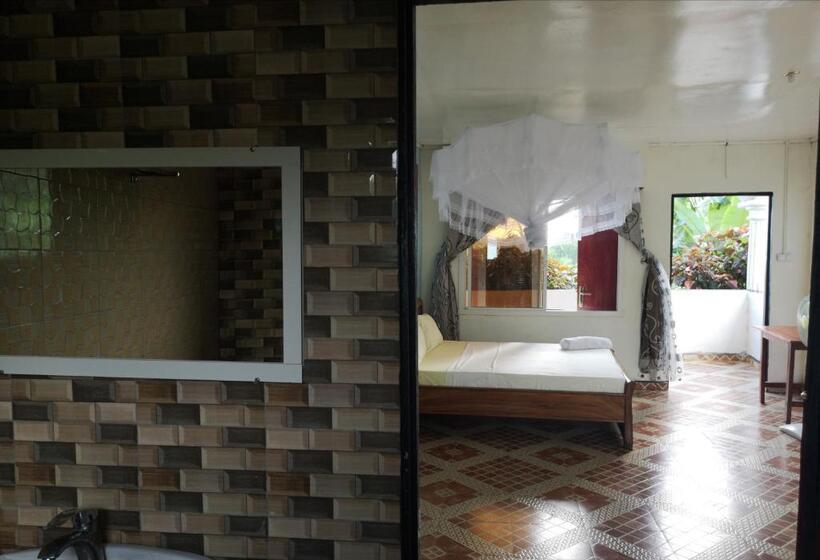 اتاق استاندارد با چشم‌انداز دریا, Mohéli Vanilla Lodge