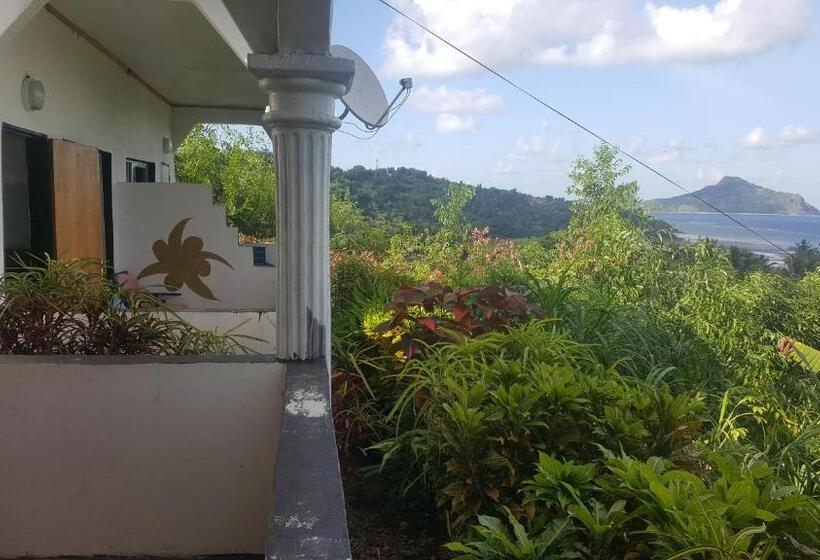 اتاق استاندارد با چشم‌انداز دریا, Mohéli Vanilla Lodge