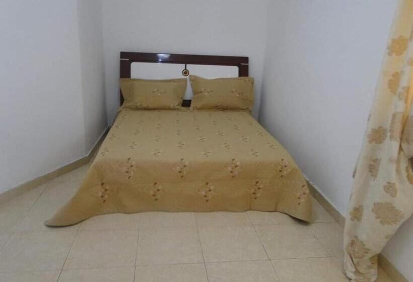 استودیوی لوکس, Medina Hotel   Mutsamudu