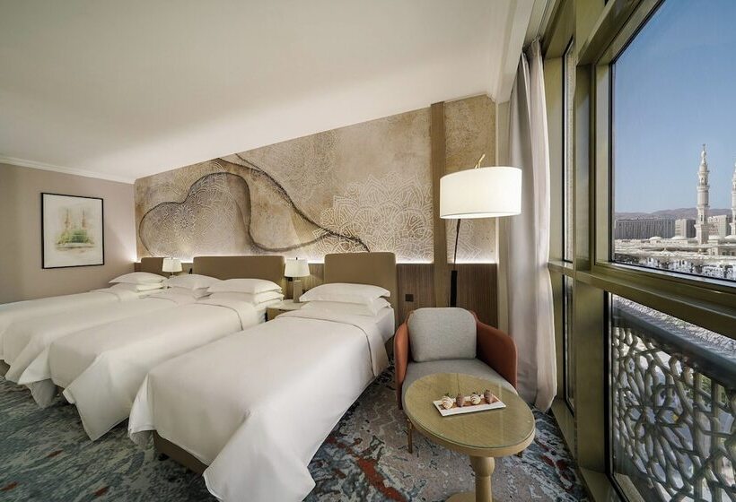 اتاق استاندارد چهار تخته, Rotana Al Manakha Madinah