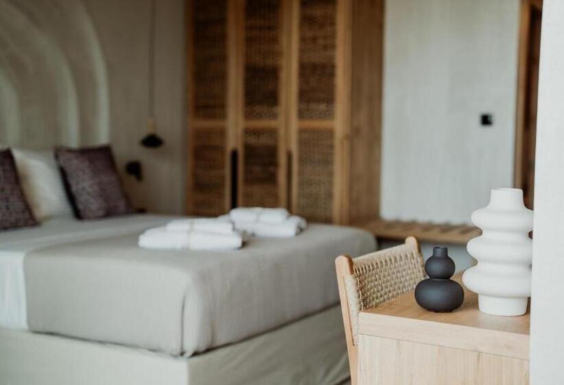 اتاق لوکس با بالکن و چشم‌انداز دریا, Kalani Residence