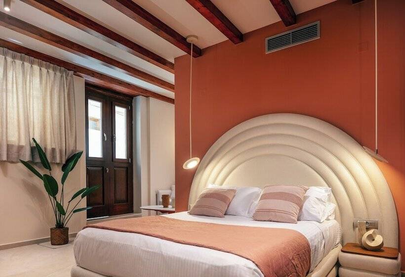 سوییت جونیور در طبقه همکف, La Montre Luxury Boutique Suites