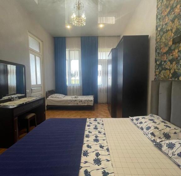 اتاق استاندارد سه نفره, Nits Guest House
