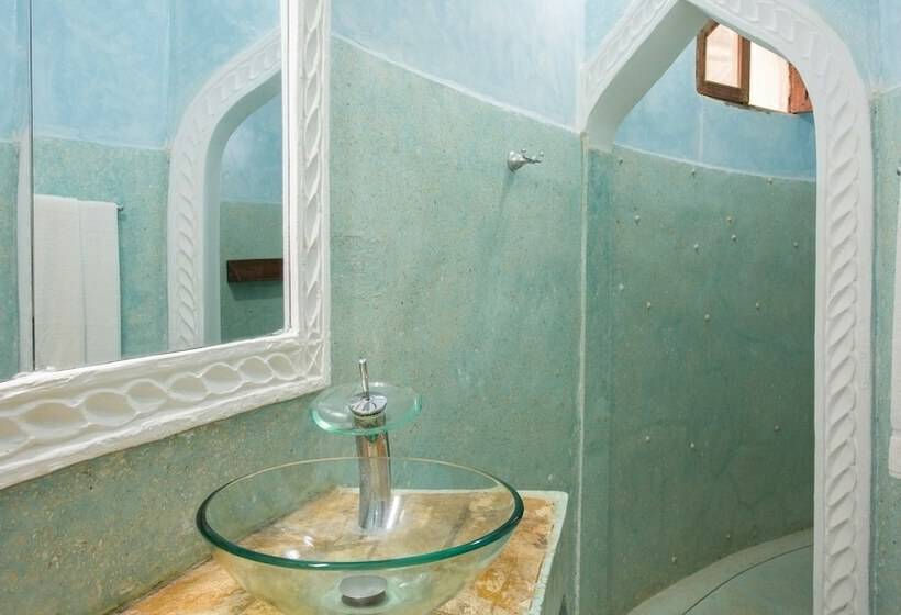 بانگلوی استاندارد با چشم‌انداز دریا, Ahg Waridi Beach Resort & Spa