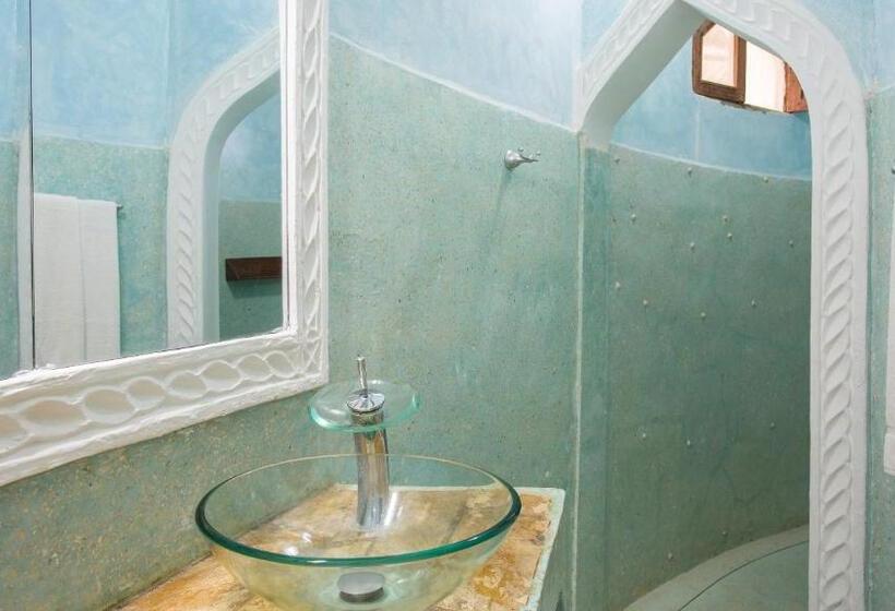 ویلای استاندارد با چشم‌انداز باغ, Ahg Waridi Beach Resort & Spa