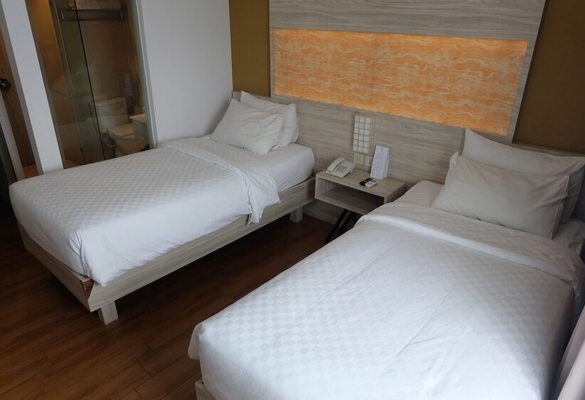 اتاق سوپریور, Akshaya Hotel Karawang