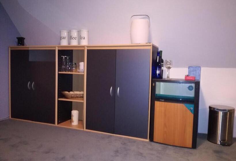 标准间, Short Stay Emmen